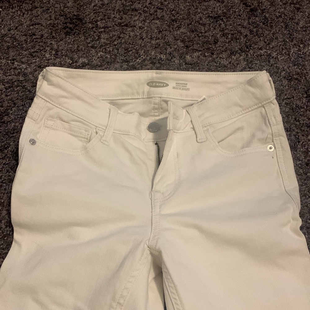 Old Navy skinny jeans - Picture 2 of 4